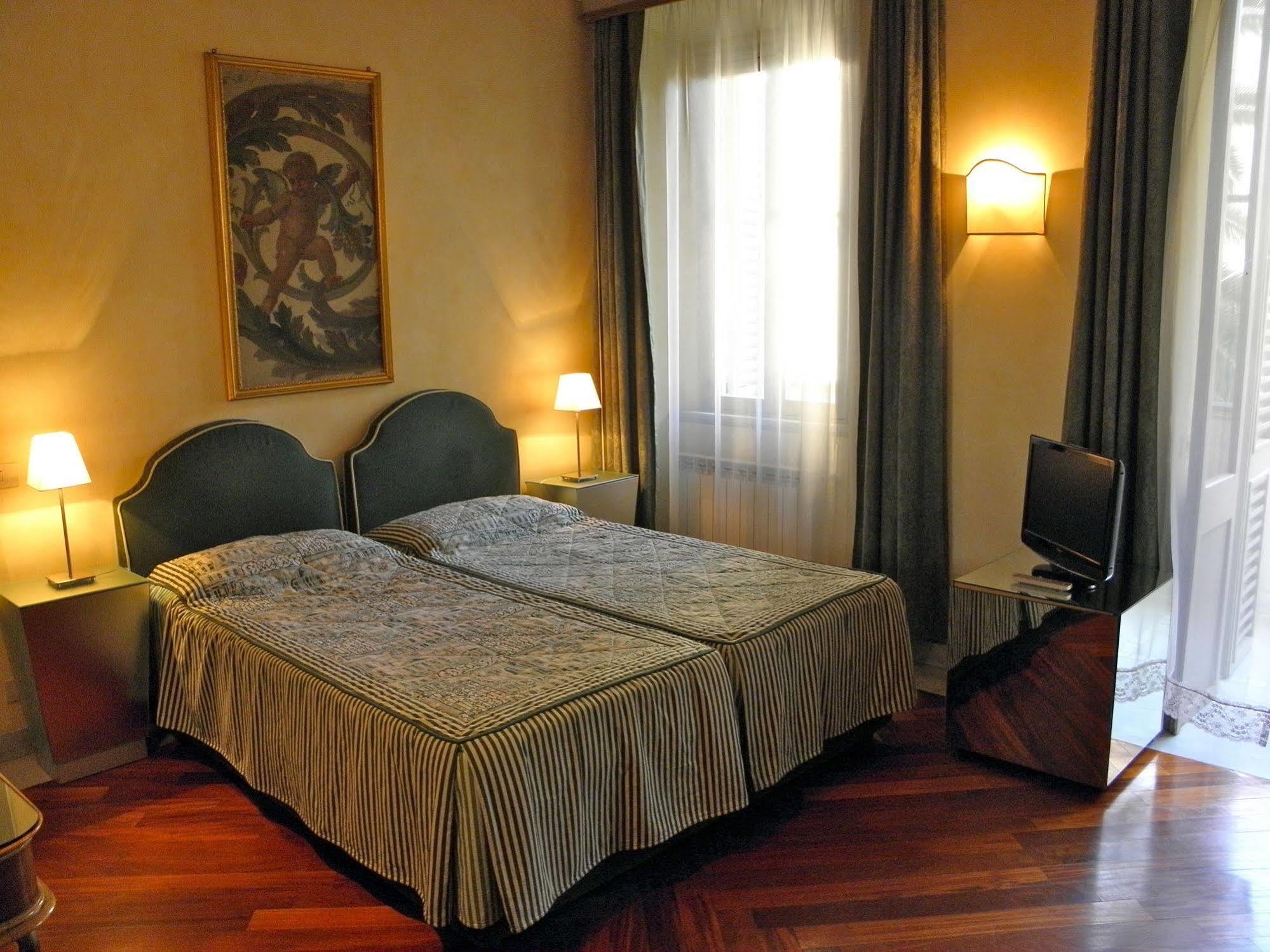 Residenza Al Corso Suites Rom Eksteriør billede